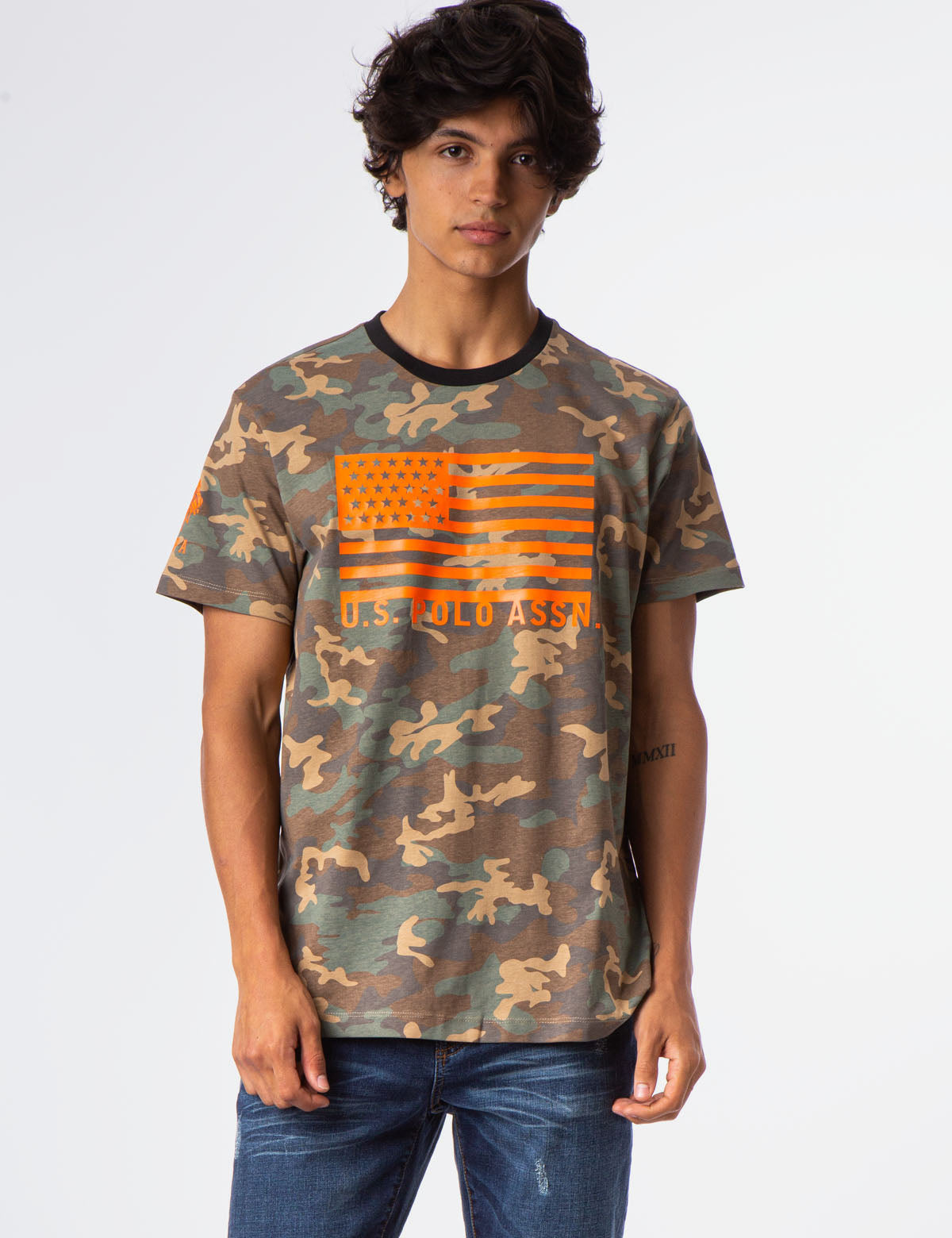 Camo Flag Print Crew Neck T-Shirt | Classic Fit Short Sleeve