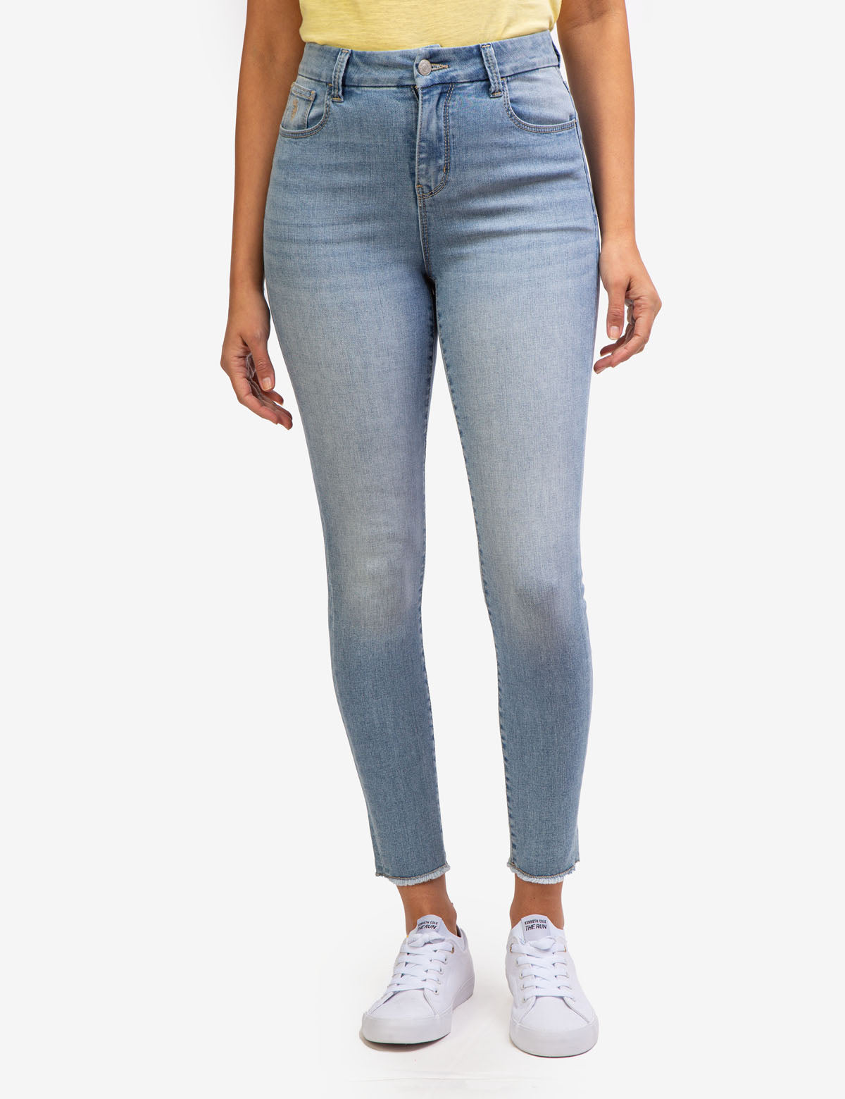 High Rise Curvy Jegging with Distressed Knees & Pockets | Ultry