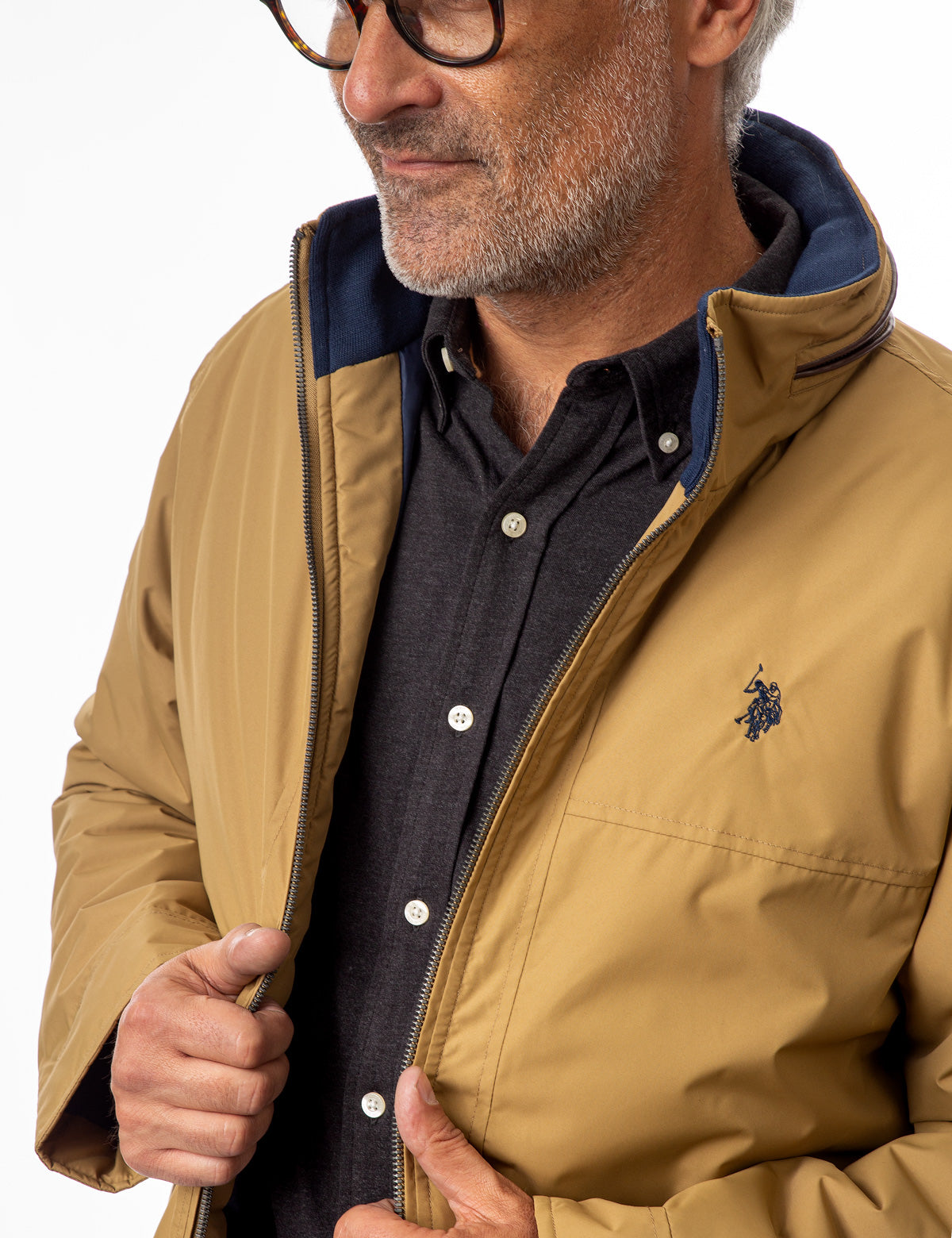 Full Swing Jacket with Concealed Hood & Side Pockets