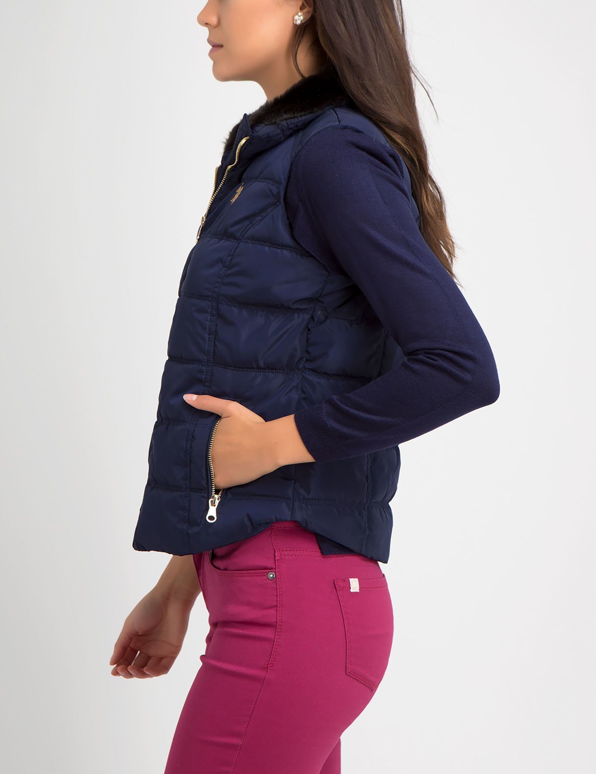 Faux Fur Collar Vest for Women with Zip & Pockets | Cozy Winter Style