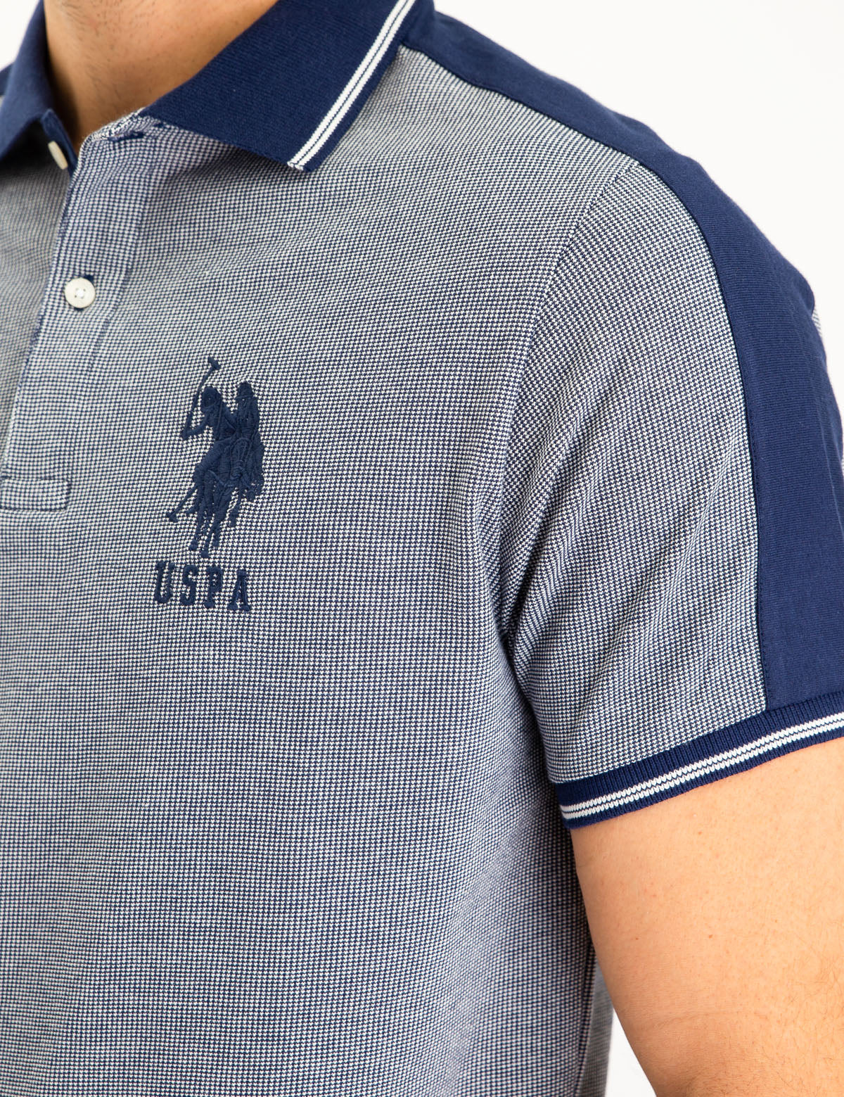 Jacquard Polo Shirt with Shoulder Stripe & Contrast Collar | Slim Fit