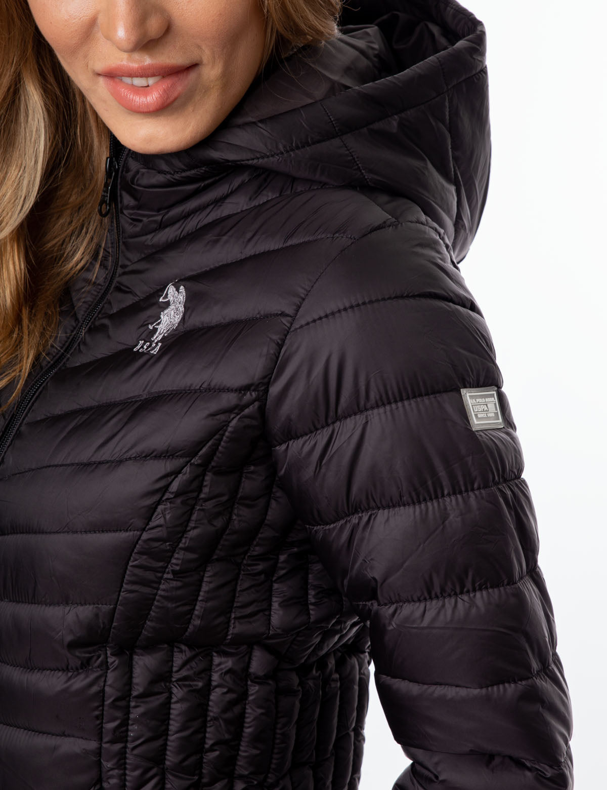Lightweight Puffer Jacket with Hood & Zipper Pockets | Waterproof & Warm