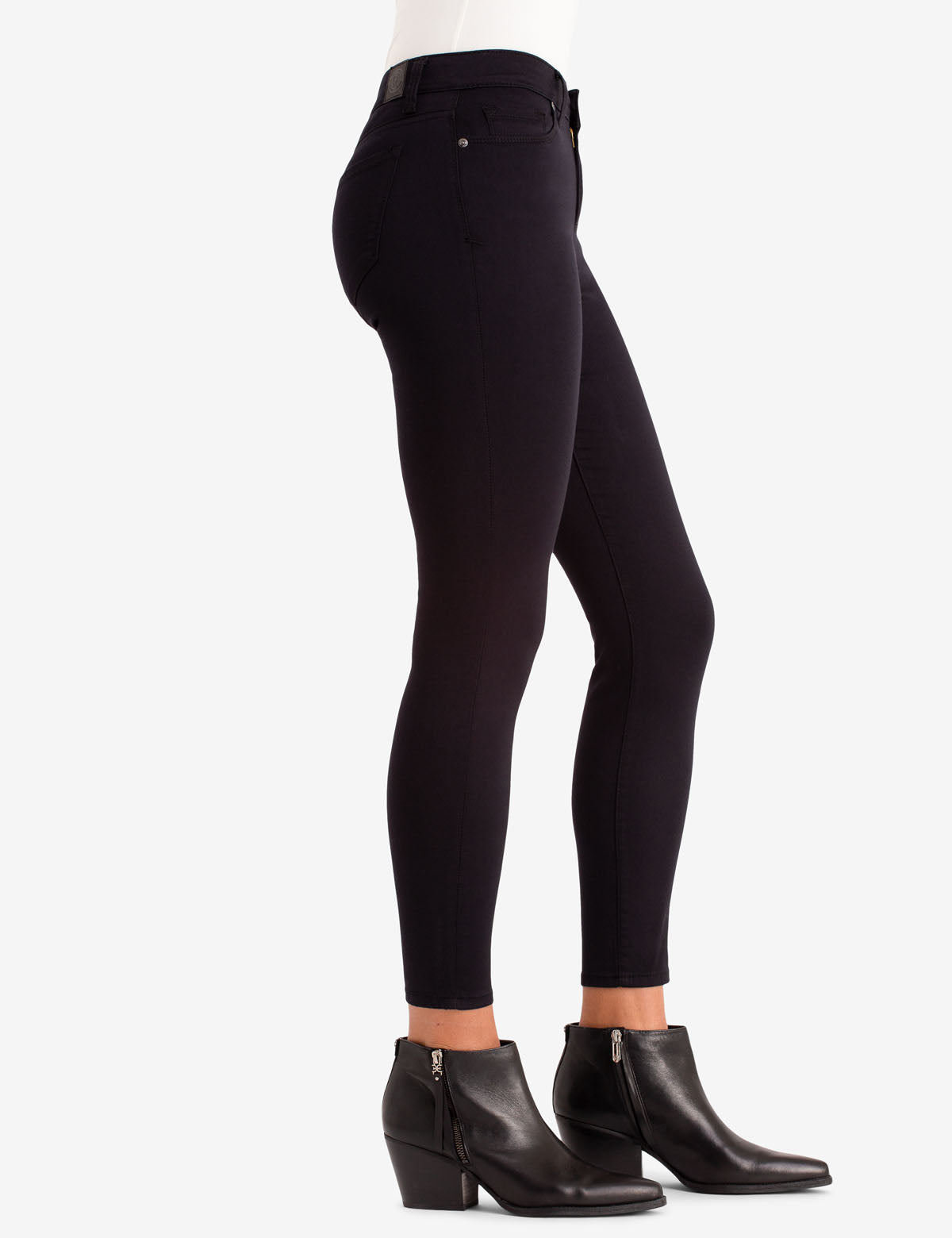 Mid Rise Sateen Jegging with Zip Fly & Pockets | Comfort Fit