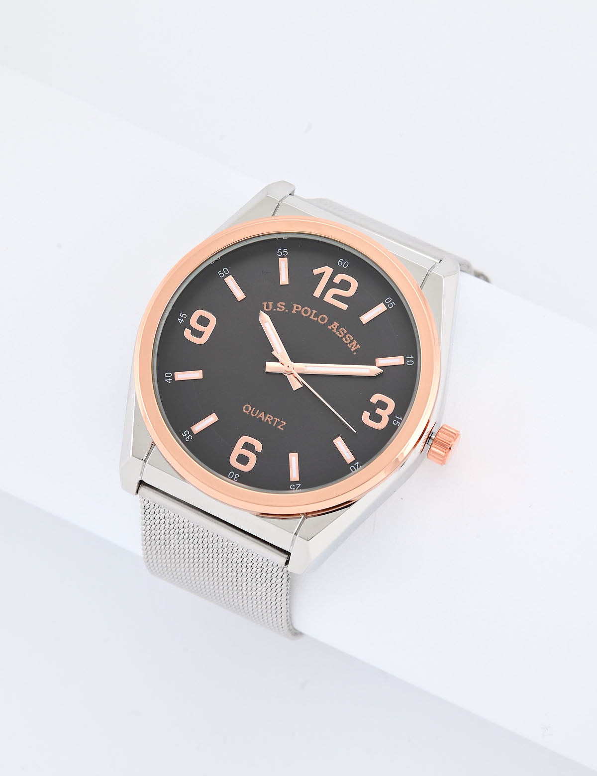 Silver Mesh Strap Watch for Men | Classic & Stylish