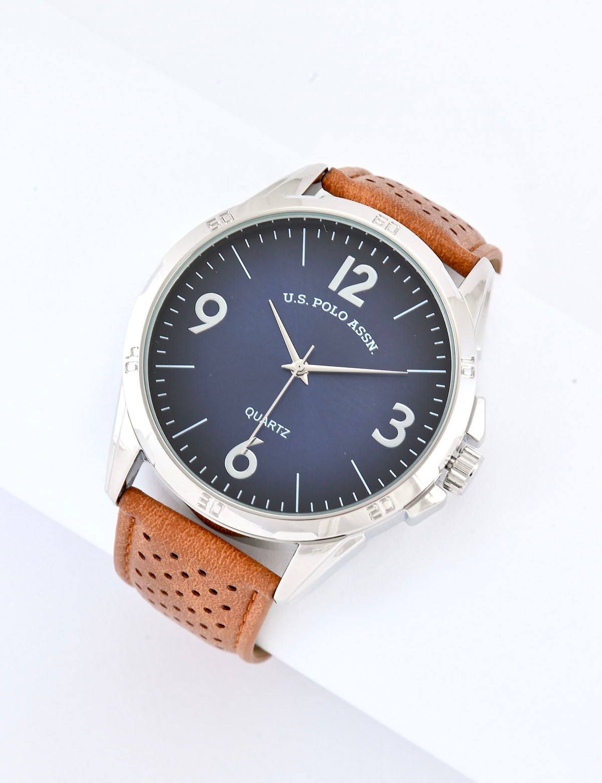 Classic Brown Leather Strap Watch for Men | Timeless Style