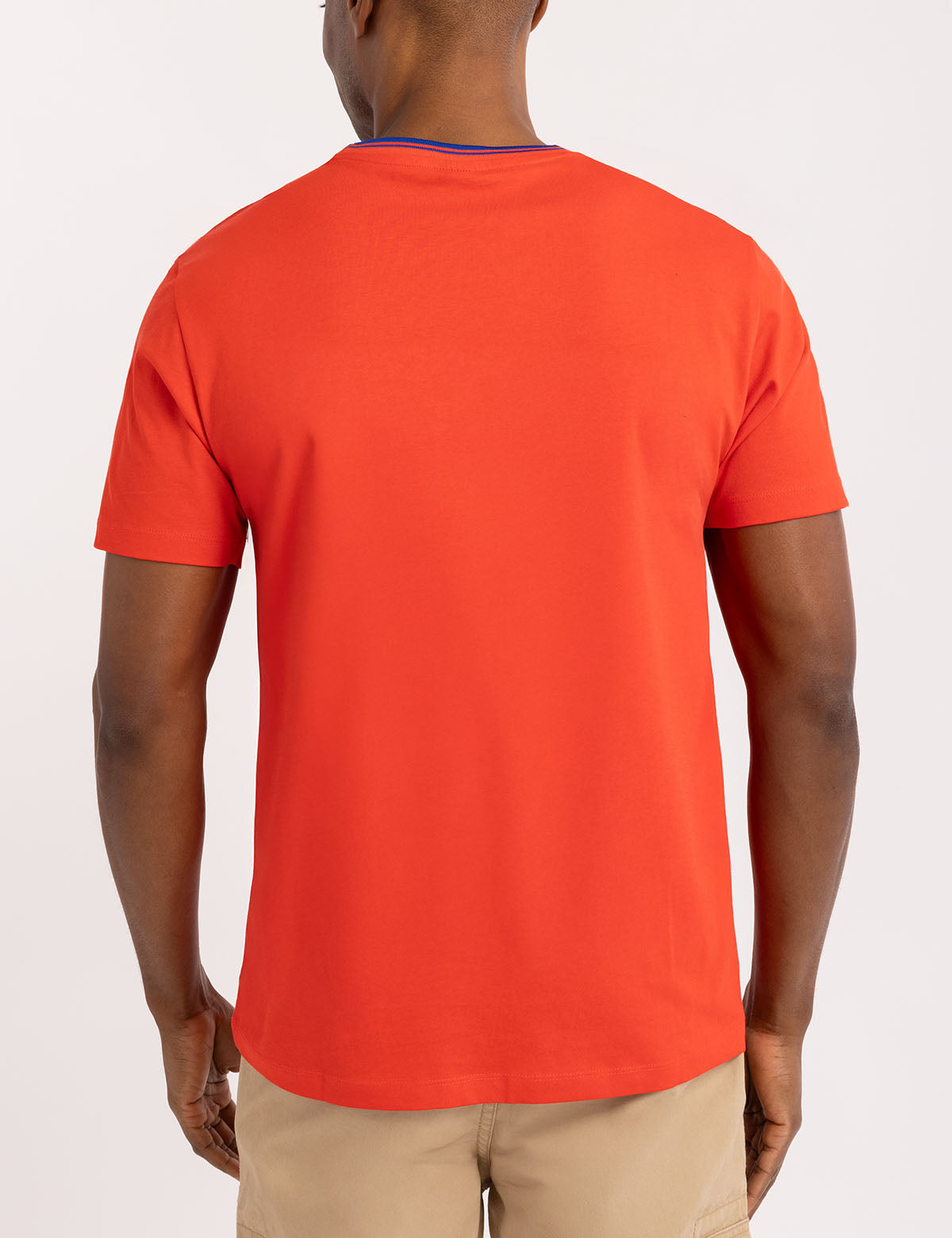 Classic Crew Neck T-Shirt with Contrast Tipping | Timeless Style