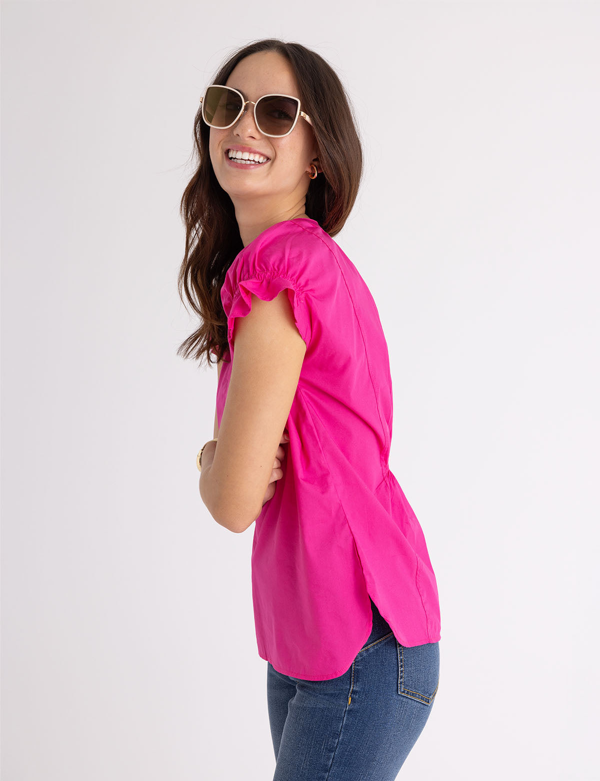 Women's Plastic Oval Sunglasses for UV Protection | Stylish Shades